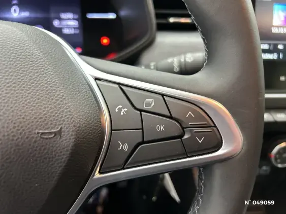 RENAULT CLIO V - voiture d'occasion - Photo 28