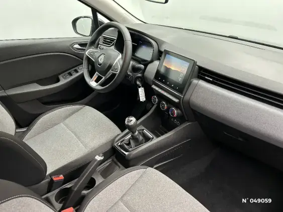 RENAULT CLIO V - voiture d'occasion - Photo 10