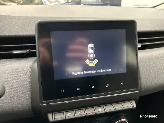 RENAULT CLIO V - voiture d'occasion - Photo 14