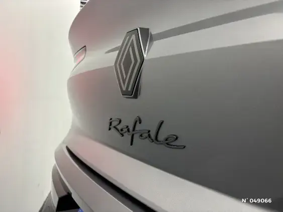 RENAULT RAFALE - voiture d'occasion - Photo 38