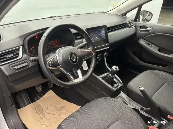 RENAULT CLIO REVERSIBLE V - voiture d'occasion - Photo 9