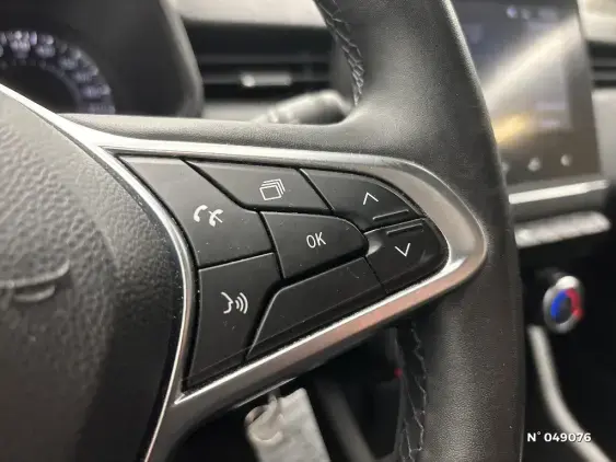 RENAULT CLIO REVERSIBLE V - voiture d'occasion - Photo 27