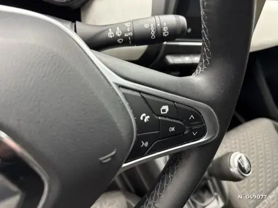 RENAULT CLIO REVERSIBLE V - voiture d'occasion - Photo 25