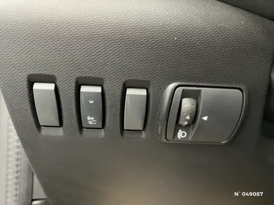 RENAULT TWINGO ELECTRIQUE III - voiture d'occasion - Photo 14