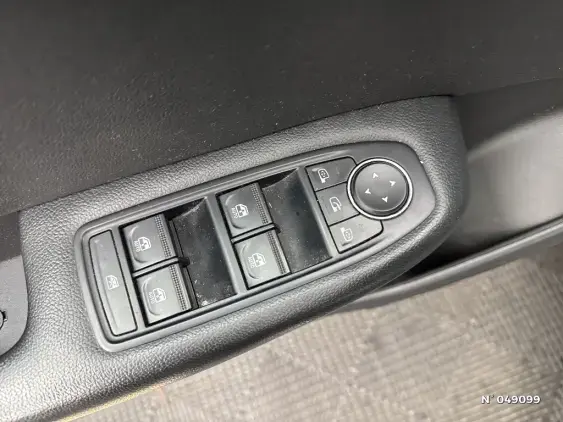 RENAULT ARKANA - voiture d'occasion - Photo 26