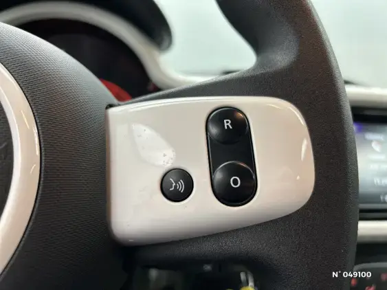 RENAULT TWINGO III - voiture d'occasion - Photo 26