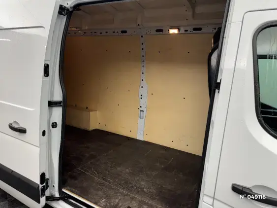 RENAULT MASTER FG III - voiture d'occasion - Photo 11