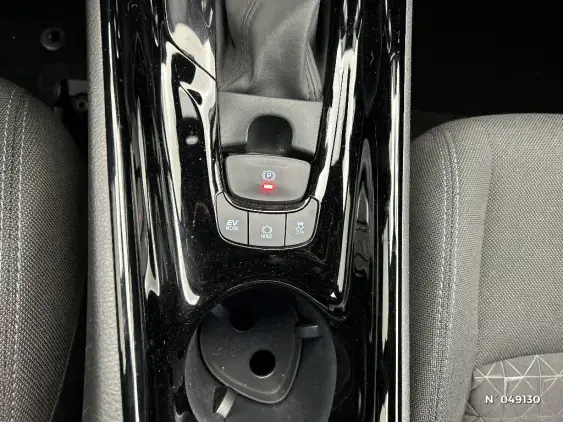 TOYOTA C-HR - voiture d'occasion - Photo 25