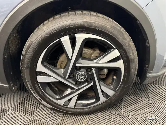 TOYOTA C-HR - voiture d'occasion - Photo 8