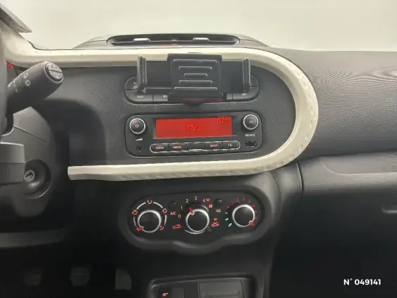 RENAULT TWINGO III - voiture d'occasion - Photo 13
