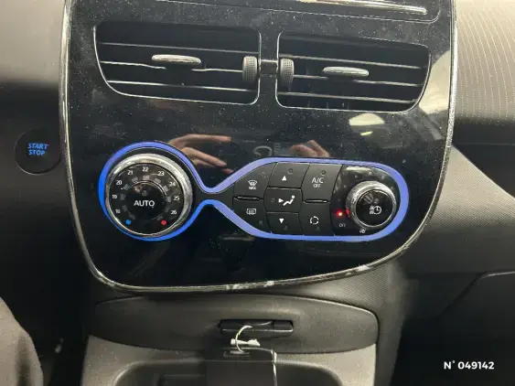 RENAULT ZOE - voiture d'occasion - Photo 21