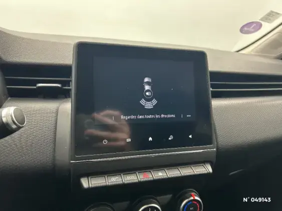 RENAULT CLIO V - voiture d'occasion - Photo 14