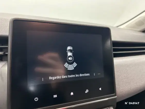 RENAULT CLIO V - voiture d'occasion - Photo 14