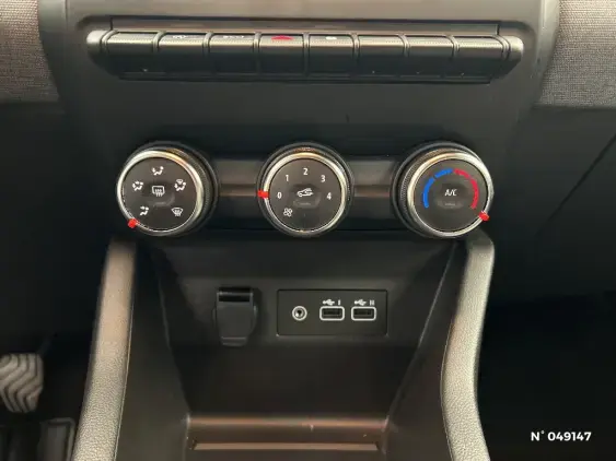 RENAULT CLIO V - voiture d'occasion - Photo 24