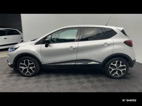 RENAULT CAPTUR - voiture d'occasion - Photo 2