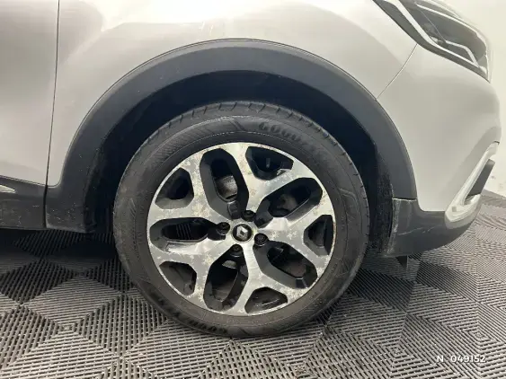 RENAULT CAPTUR - voiture d'occasion - Photo 8