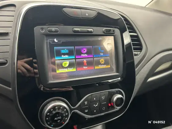 RENAULT CAPTUR - voiture d'occasion - Photo 13
