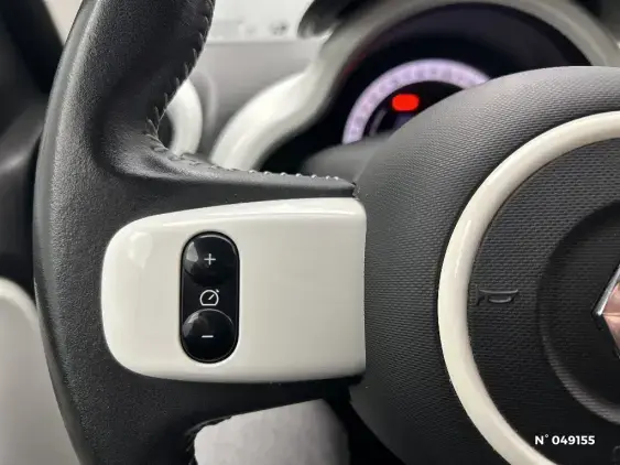 RENAULT TWINGO III - voiture d'occasion - Photo 24