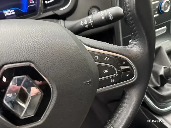 RENAULT SCENIC IV - voiture d'occasion - Photo 27