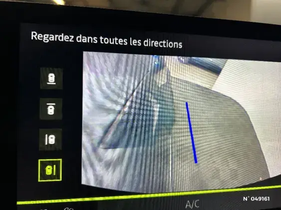 DACIA DUSTER III - voiture d'occasion - Photo 30