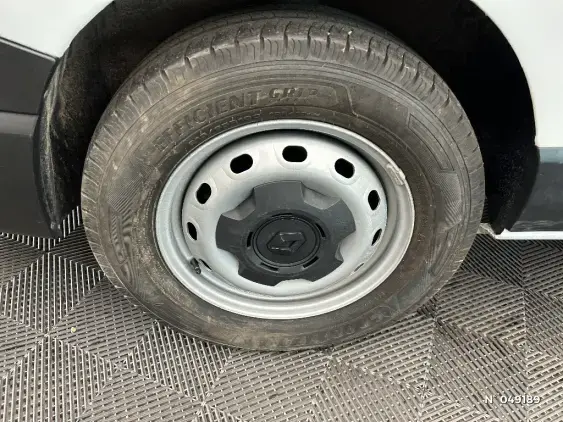 RENAULT TRAFIC FG III - voiture d'occasion - Photo 8