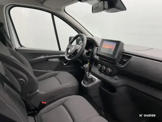 RENAULT TRAFIC FG III - voiture d'occasion - Photo 10