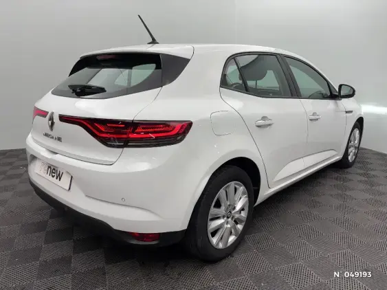 RENAULT MEGANE IV - voiture d'occasion - Photo 4