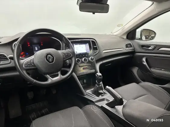 RENAULT MEGANE IV - voiture d'occasion - Photo 9