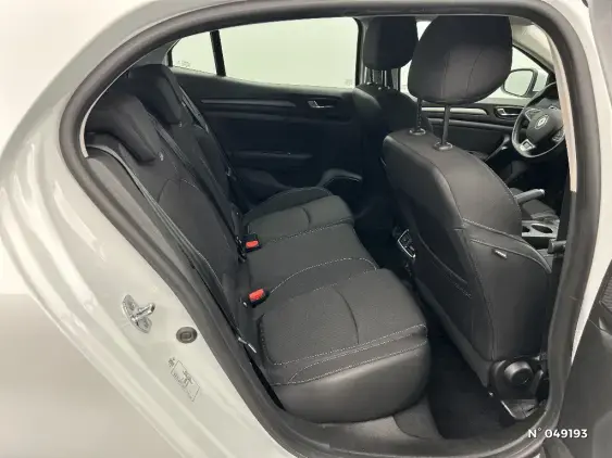 RENAULT MEGANE IV - voiture d'occasion - Photo 11