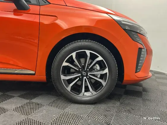 RENAULT CLIO V - voiture d'occasion - Photo 8