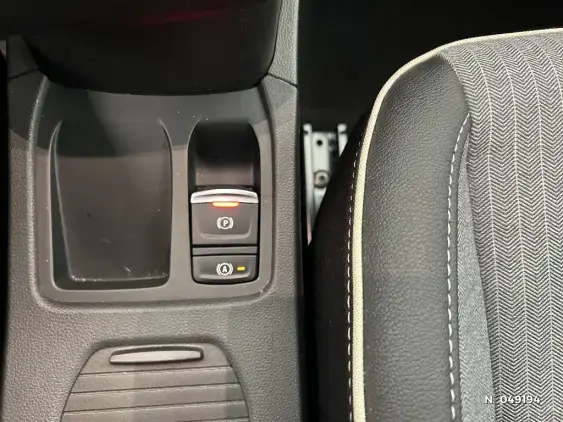 RENAULT CLIO V - voiture d'occasion - Photo 26