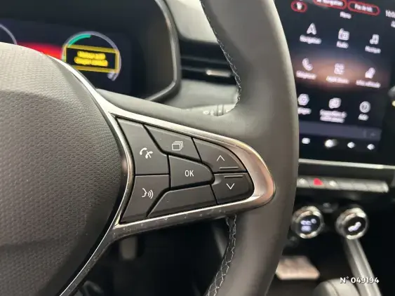 RENAULT CLIO V - voiture d'occasion - Photo 27