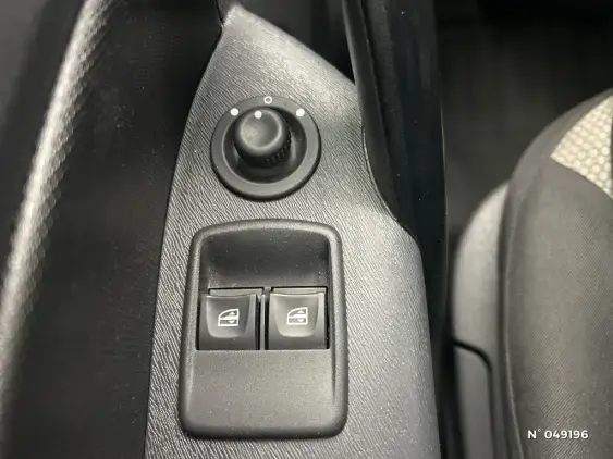 RENAULT KANGOO EXPRESS II - voiture d'occasion - Photo 26