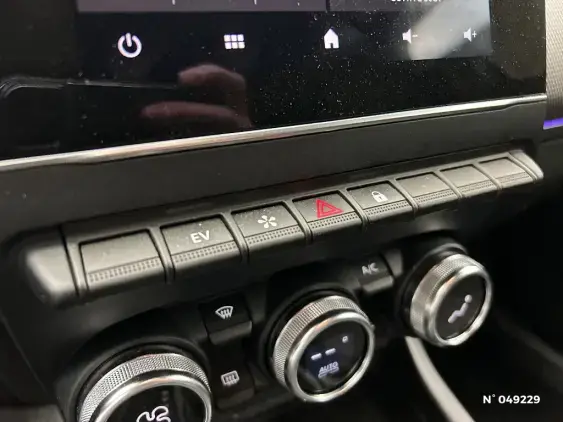 RENAULT ARKANA - voiture d'occasion - Photo 24