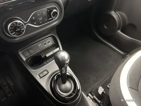 RENAULT TWINGO ELECTRIQUE III - voiture d'occasion - Photo 23