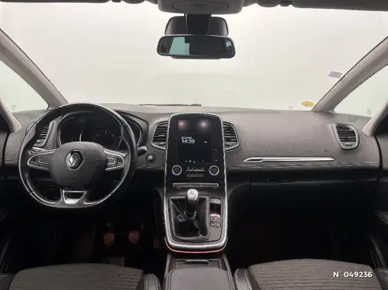 RENAULT SCENIC IV - voiture d'occasion - Photo 9