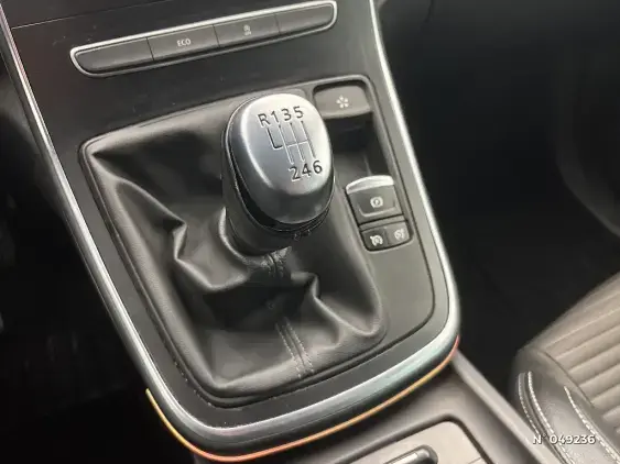 RENAULT SCENIC IV - voiture d'occasion - Photo 23