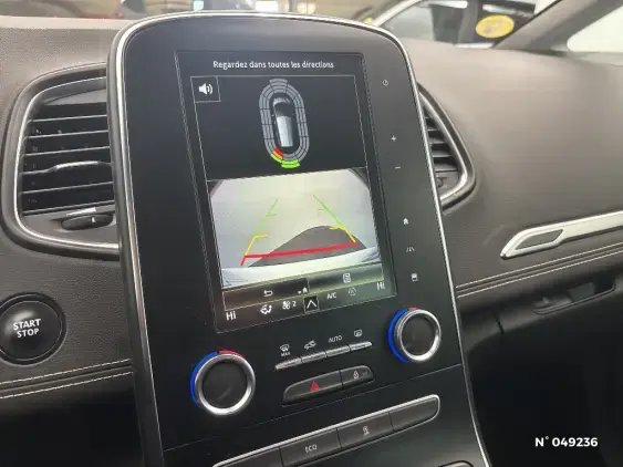 RENAULT SCENIC IV - voiture d'occasion - Photo 25