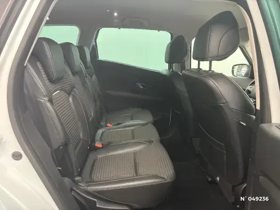 RENAULT SCENIC IV - voiture d'occasion - Photo 11