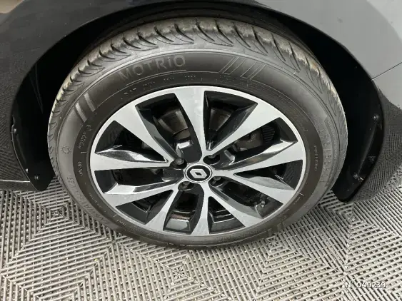 RENAULT CLIO V - voiture d'occasion - Photo 8