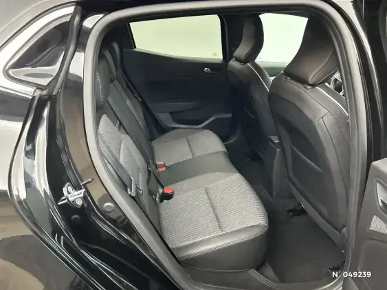 RENAULT CLIO V - voiture d'occasion - Photo 11