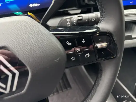 RENAULT MEGANE V - voiture d'occasion - Photo 28