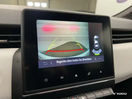 RENAULT CLIO V - voiture d'occasion - Photo 14