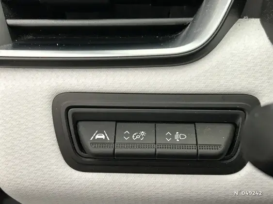 RENAULT CLIO V - voiture d'occasion - Photo 15