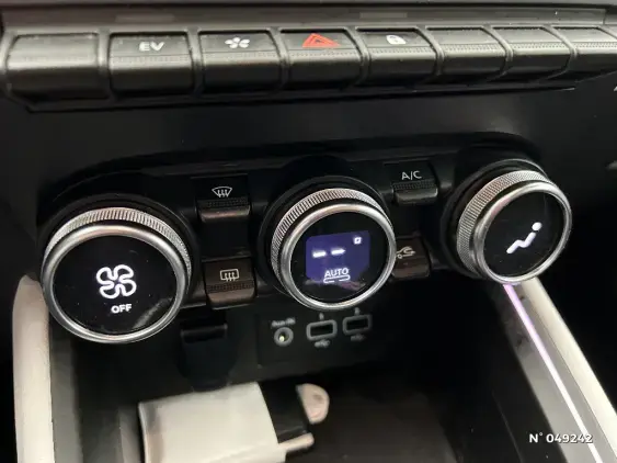 RENAULT CLIO V - voiture d'occasion - Photo 25