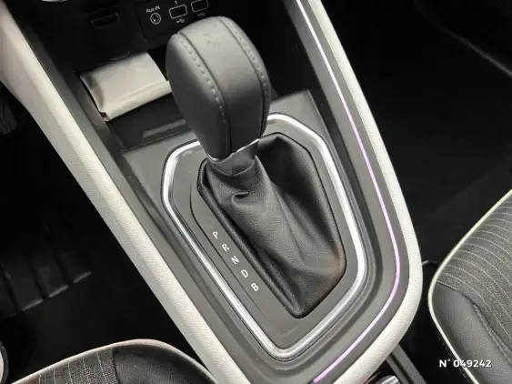 RENAULT CLIO V - voiture d'occasion - Photo 26