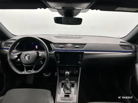 SKODA SUPERB III - voiture d'occasion - Photo 9