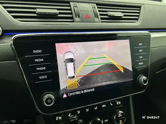 SKODA SUPERB III - voiture d'occasion - Photo 14