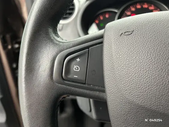 RENAULT KANGOO II - voiture d'occasion - Photo 24