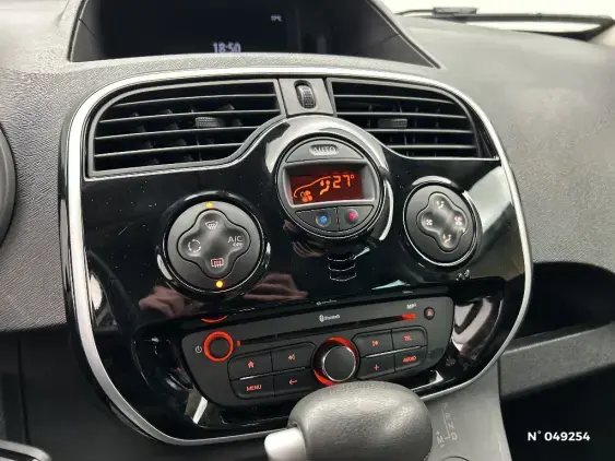 RENAULT KANGOO II - voiture d'occasion - Photo 27